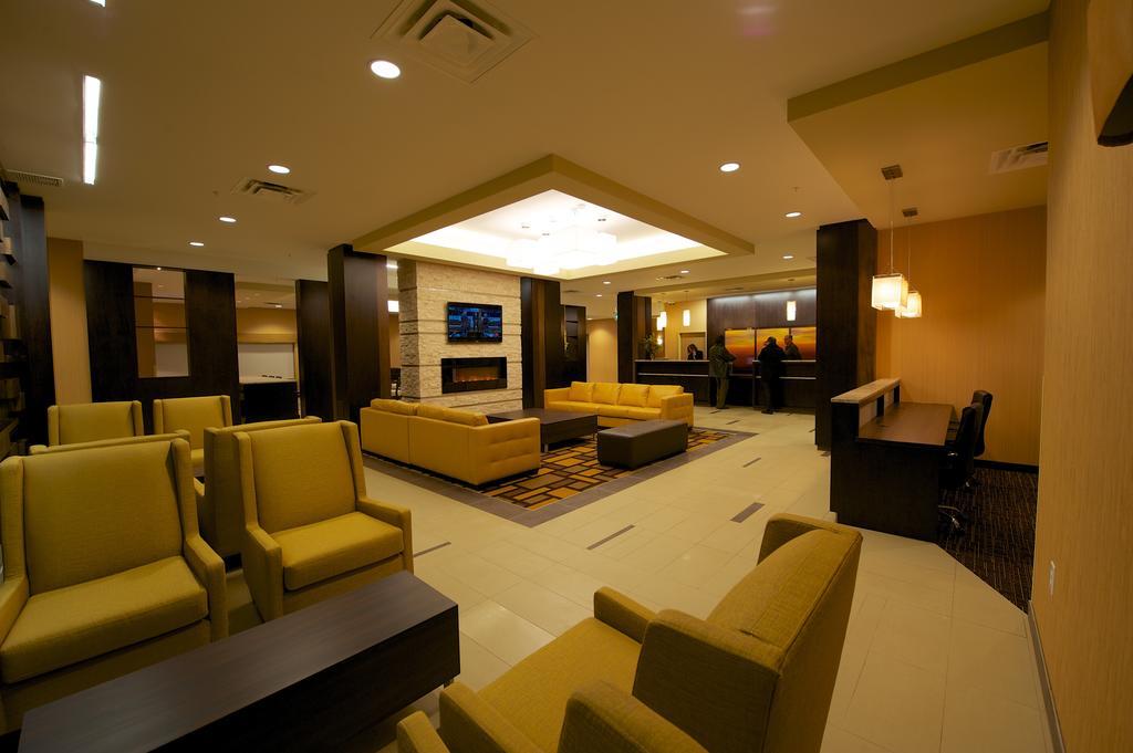 Days Inn & Suites By Wyndham Winnipeg Airport Manitoba Zewnętrze zdjęcie